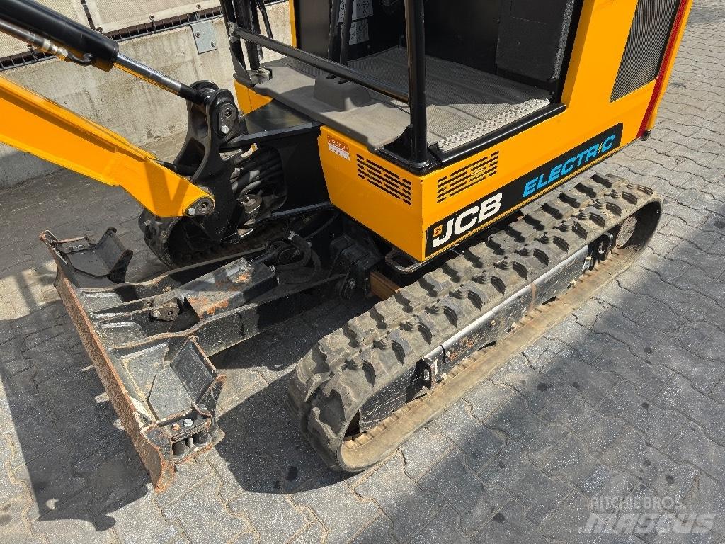 JCB 19 C-1E Mini pelle < 7t