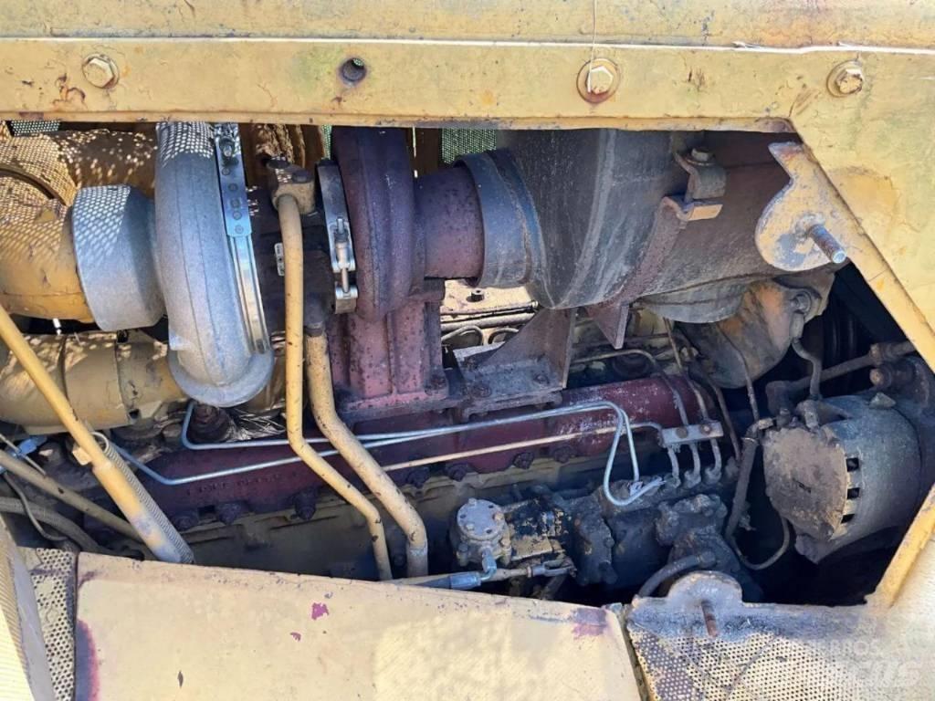CAT D 7 G Bouteurs sur chenilles