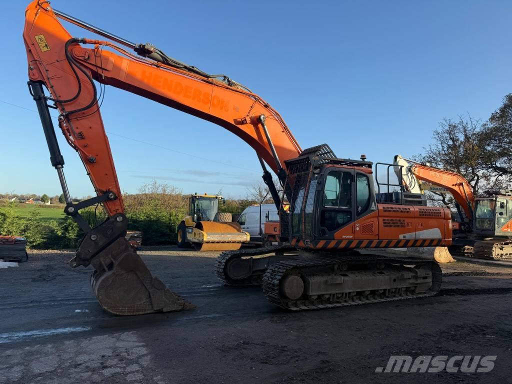 Doosan DX 340 LC Pelle sur chenilles