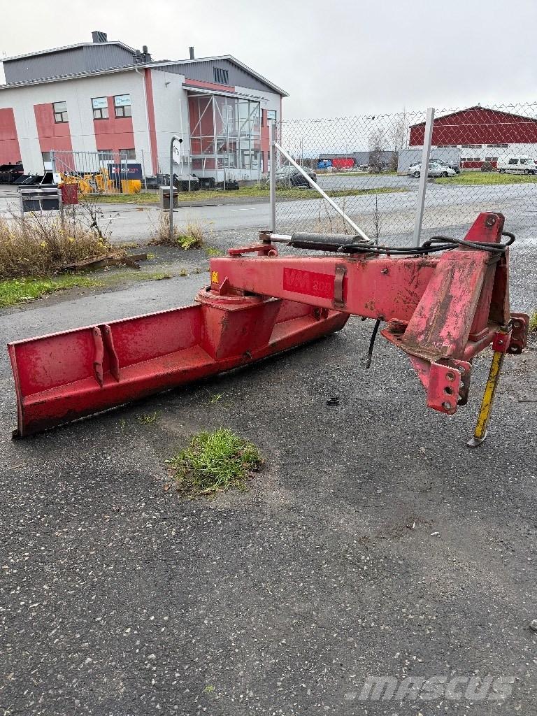 VM 300 JH 2 Niveleuse, lame