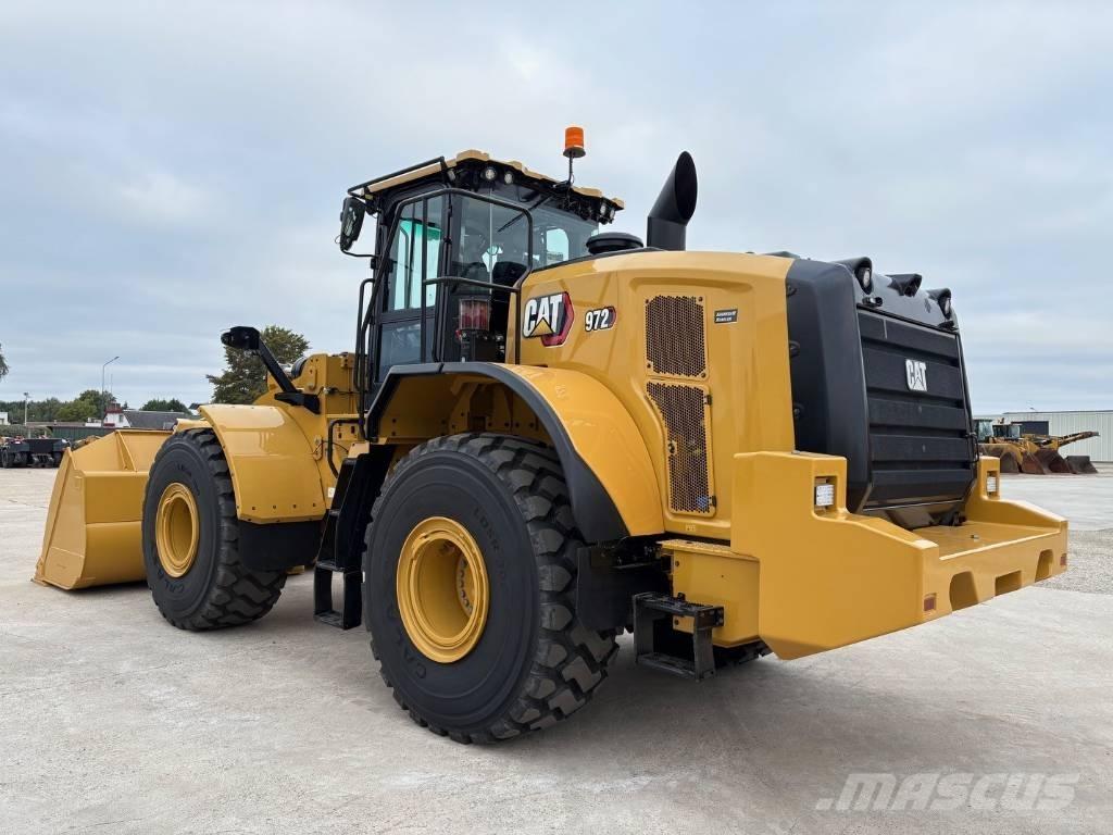 CAT 972 Chargeuse sur pneus