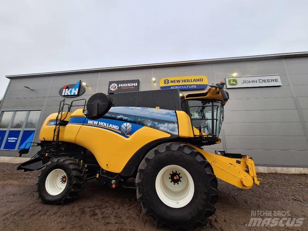 New Holland CX 8.70 Moissonneuse batteuse