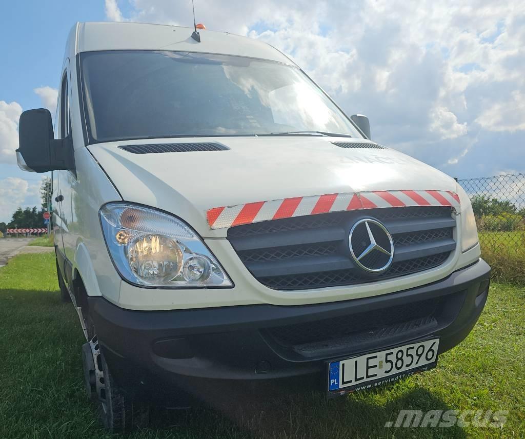 Mercedes-Benz 516 Utilitaire