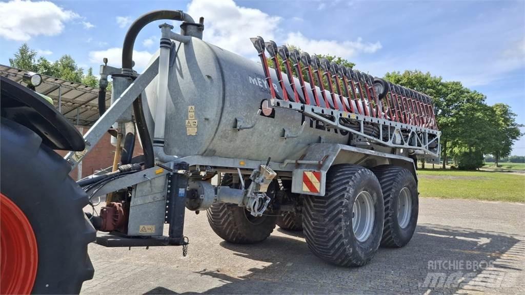 Meyer VW 14.000T Epandeur de fumier