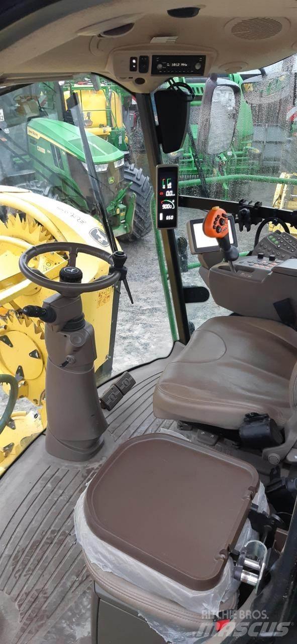 John Deere 8400i Ensileuse automotrice