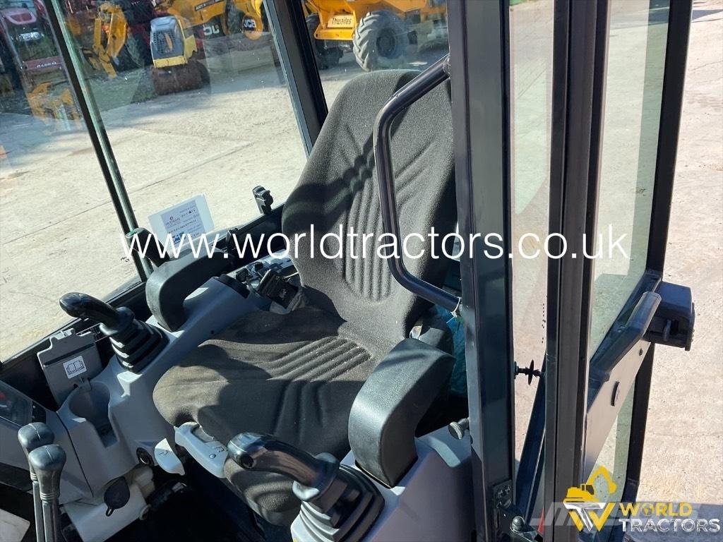 Kubota U 27-4 Mini pelle < 7t