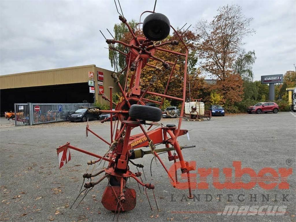Niemeyer HR 671 Rateau faneur