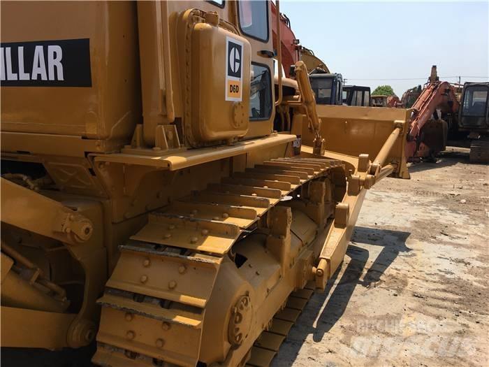 CAT D 6 D Bouteurs sur chenilles