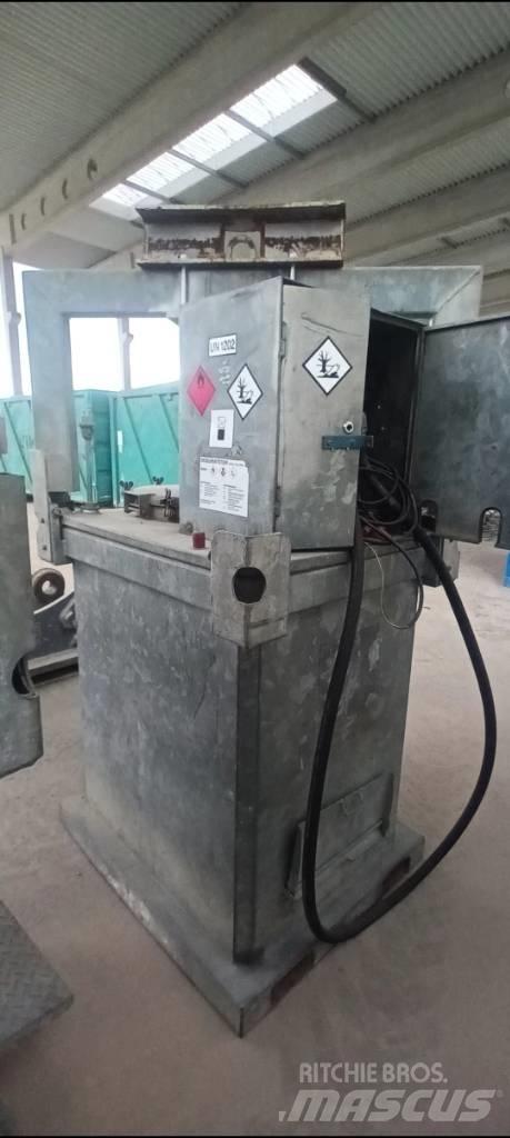 Bauer DT 1000 Réservoirs de carburant et d'additifs