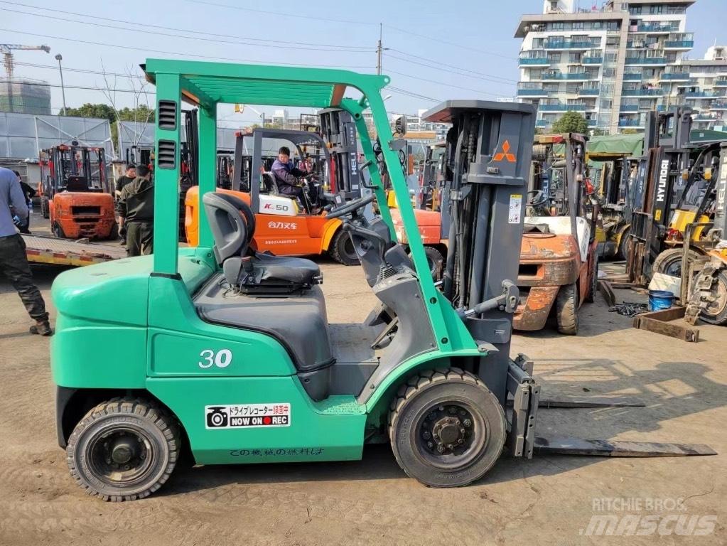 Mitsubishi FD30 Chariots diesel
