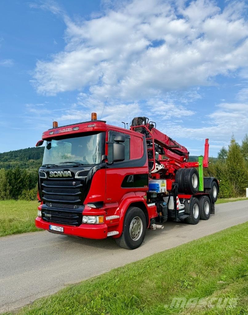 Scania R580 V8 6x4 Camion Fourgon