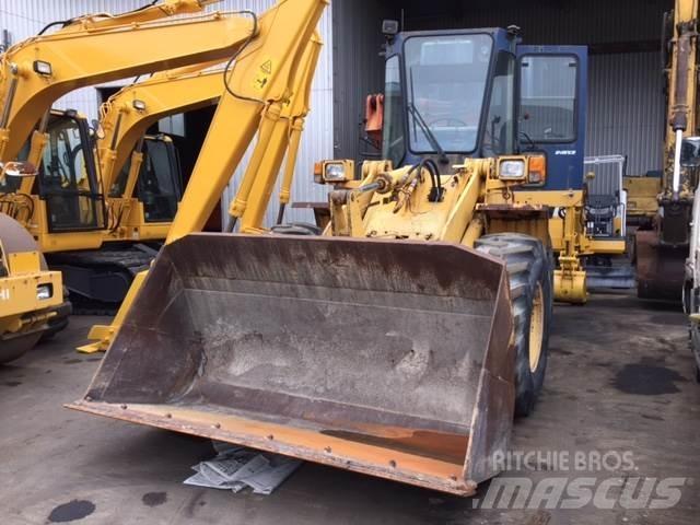 Komatsu WA150-1 Chargeuse sur pneus
