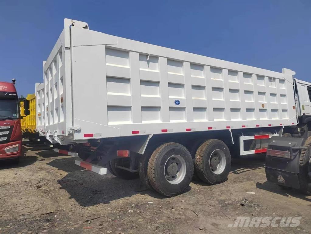 Howo 371 8x4 Camion benne