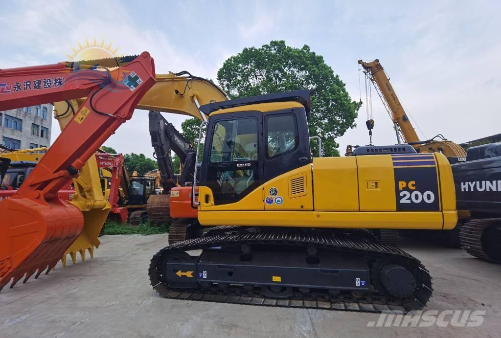 Komatsu PC 200-7 Pelle sur chenilles