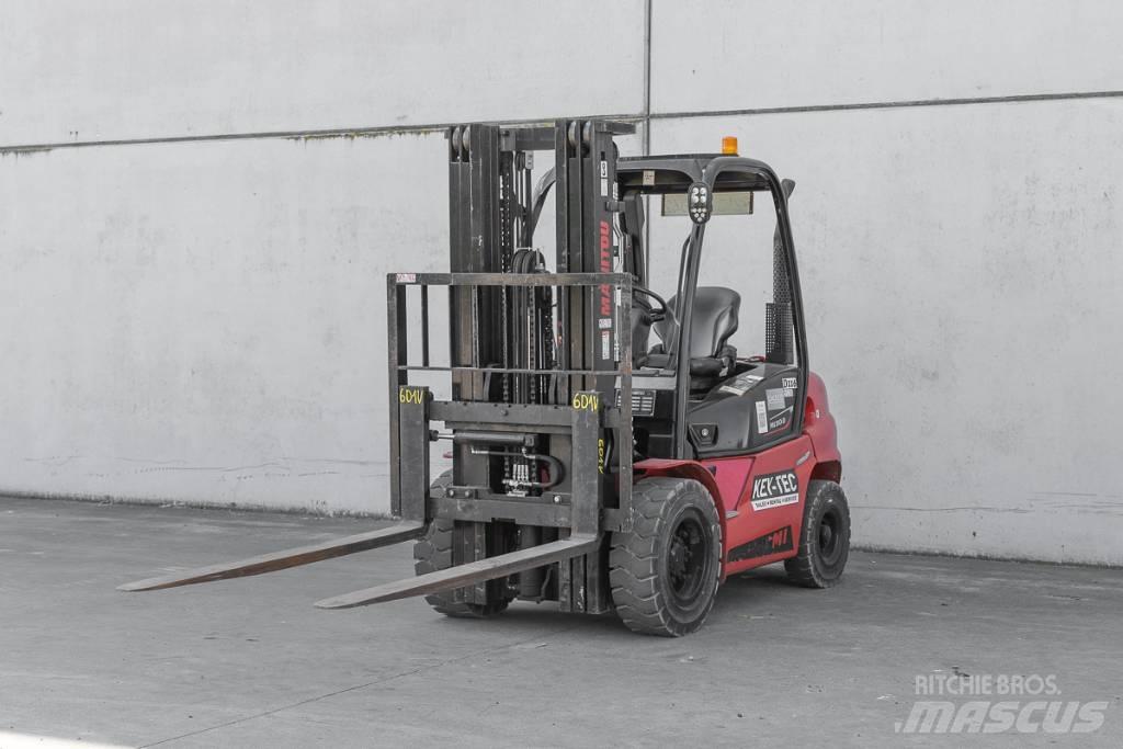 Manitou MI 30 D Chariots diesel