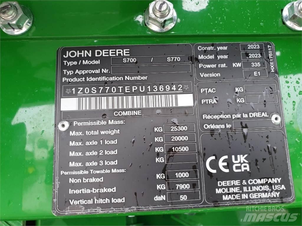 John Deere S770 Moissonneuse batteuse