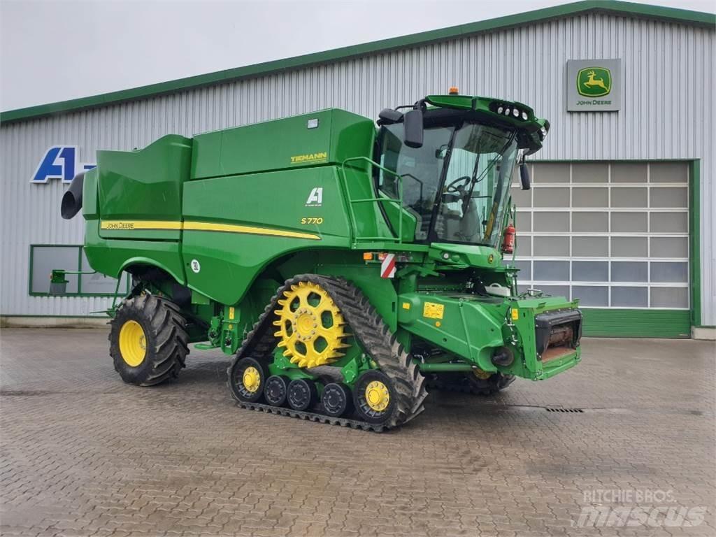 John Deere S770 Moissonneuse batteuse