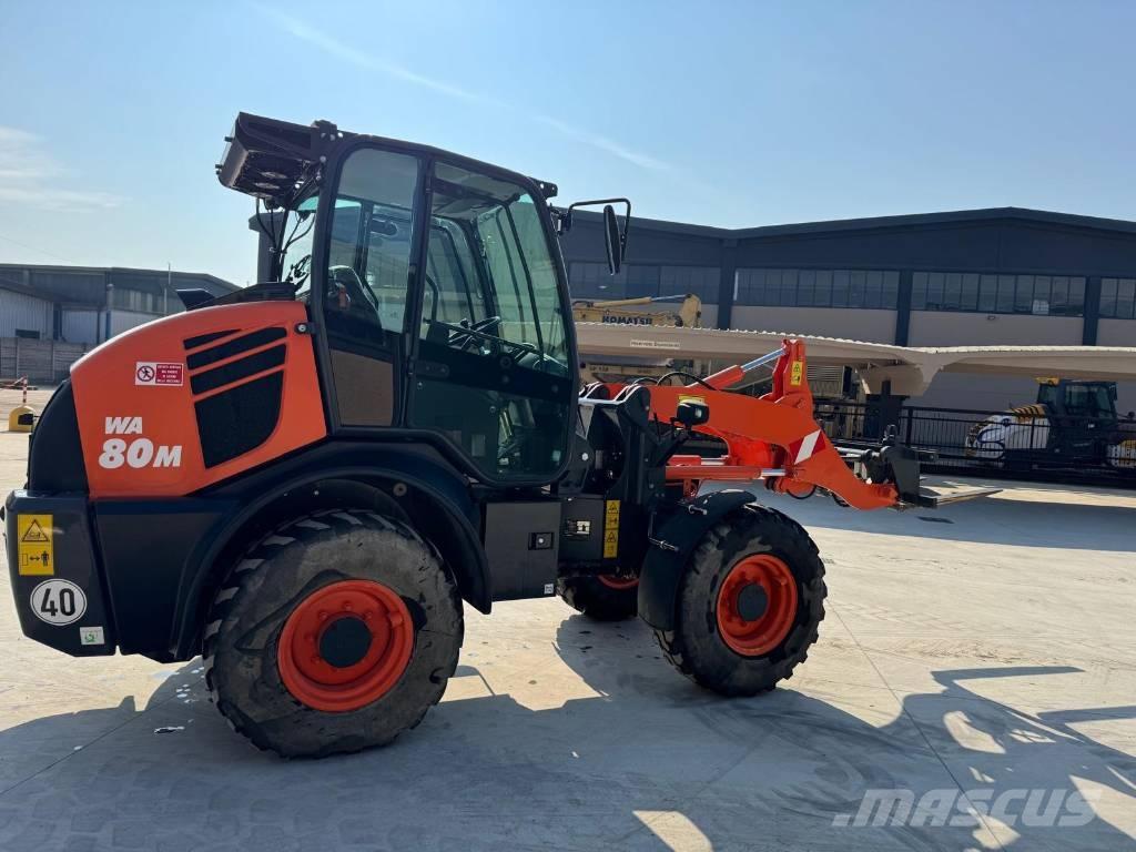 Komatsu WA 80 M-8 Chargeuse sur pneus