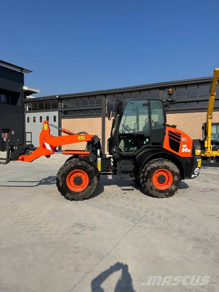 Komatsu WA 80 M-8 Chargeuse sur pneus