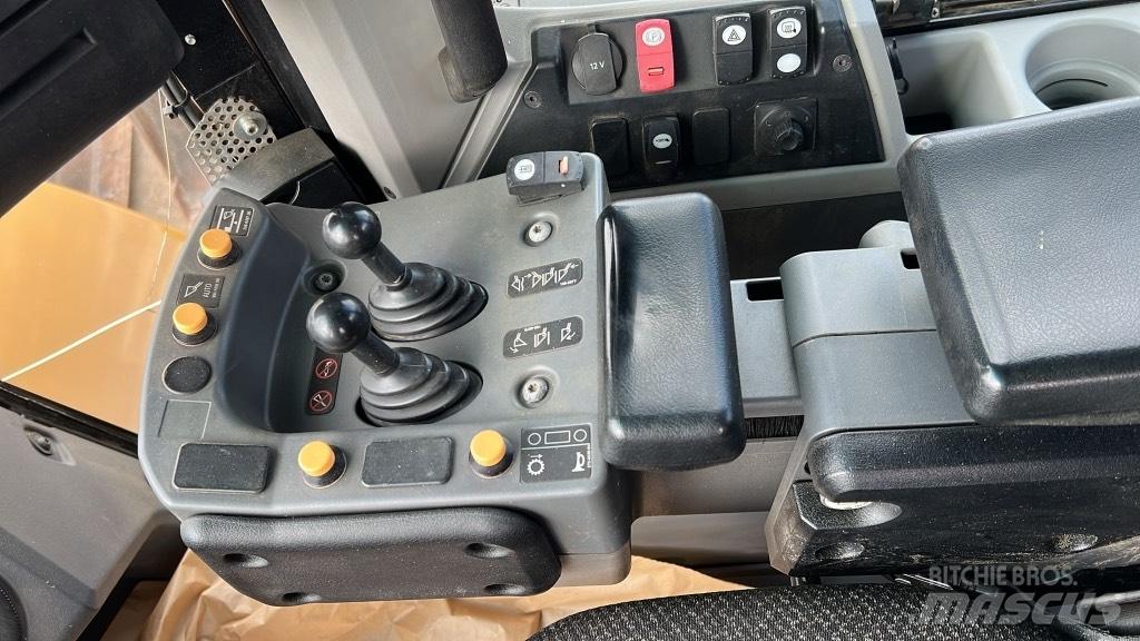 CAT 972 M Chargeuse sur pneus