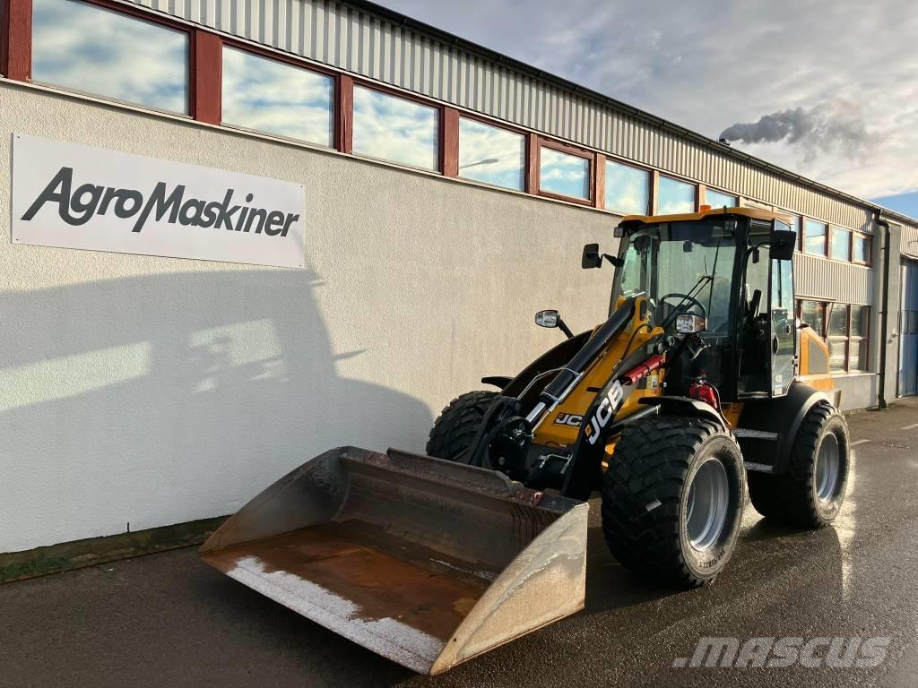 JCB 409 STAGE V - AGRI Mini chargeuse