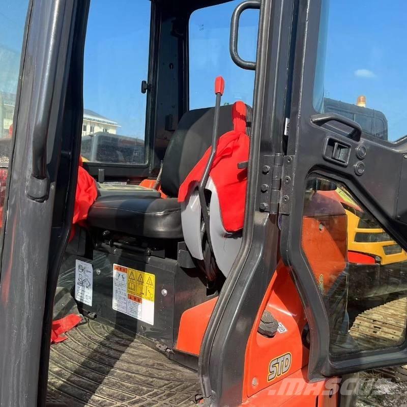 Kubota U 40 Mini pelle < 7t