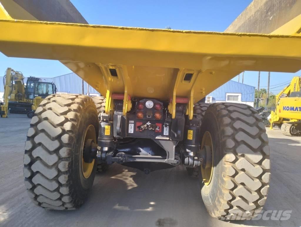 Komatsu HM 300-5EO Tombereau articulé