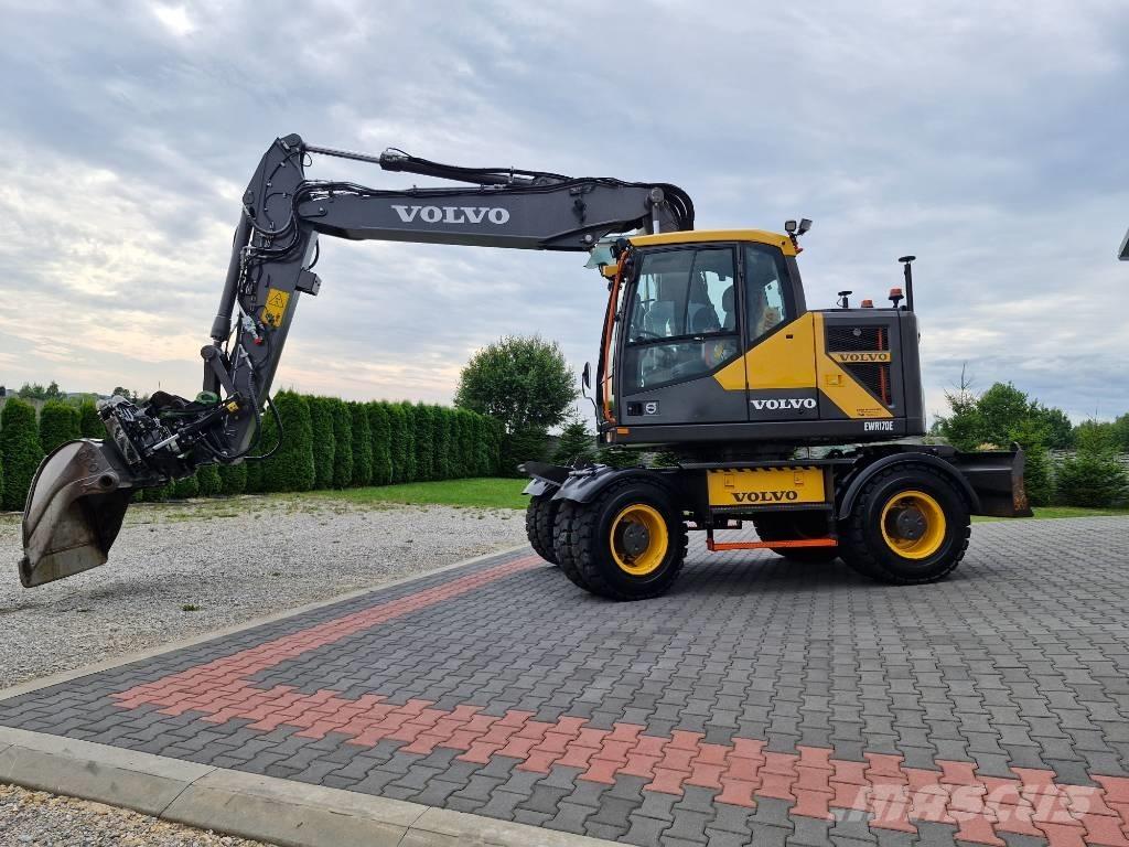 Volvo EWR 170 E Pelle sur pneus