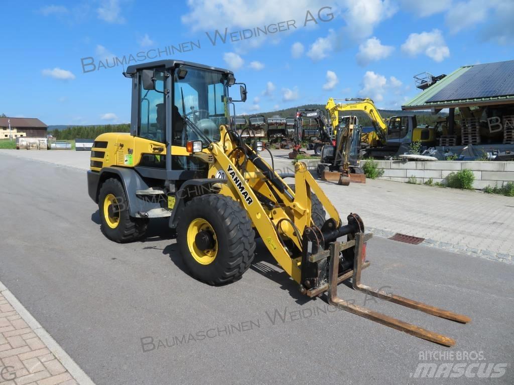 Yanmar V 80 Chargeuse sur pneus