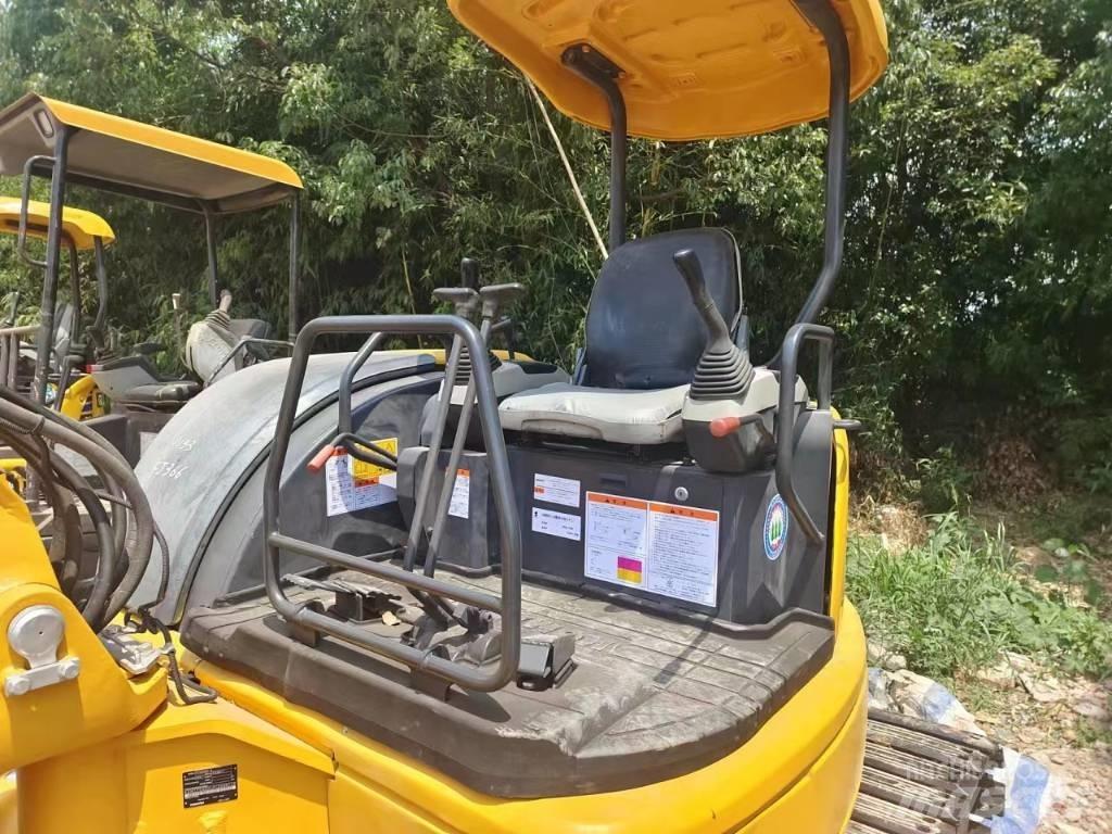 Komatsu PC35 Pelle sur chenilles