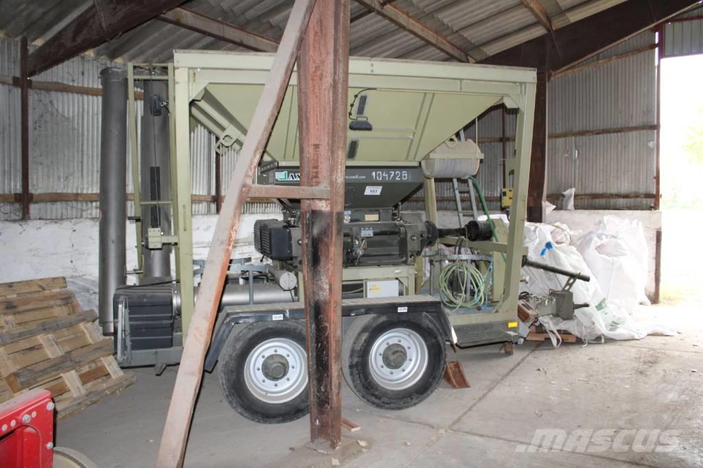  Romill M2 Autres matériels de fenaison