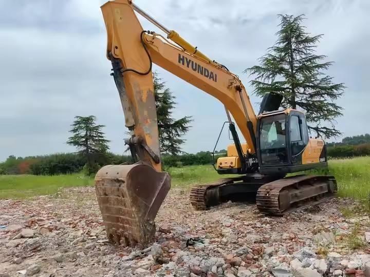 Hyundai 225LVS Pelle sur chenilles