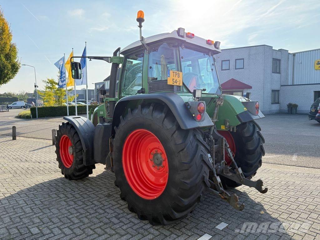 Fendt 712 Vario Tracteur