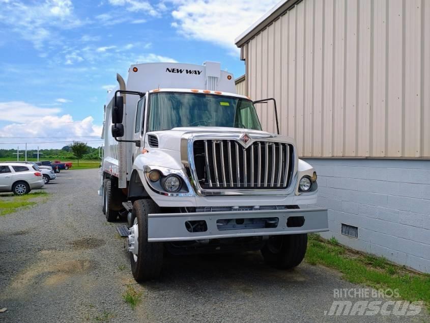 International 7400 Camion poubelle