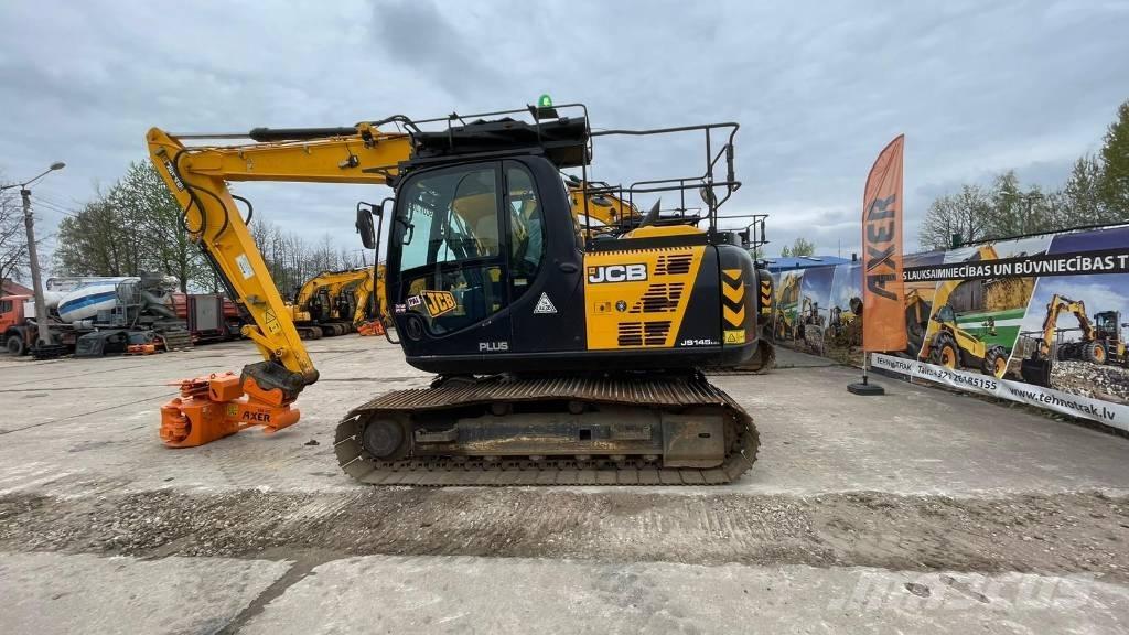 JCB JS 145 LC Pelle sur chenilles