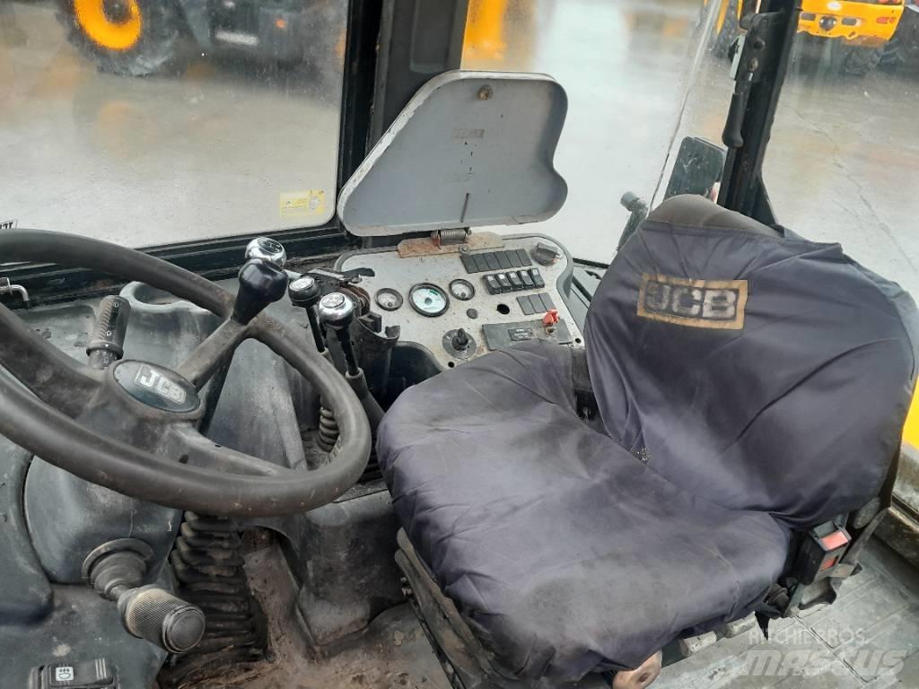 JCB 2 CX Chargeuse sur pneus