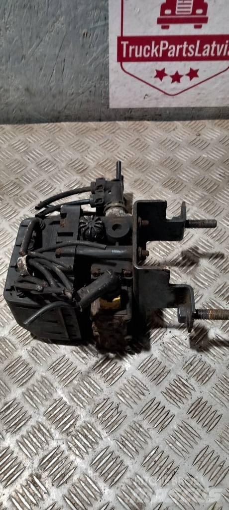 Scania R440  1889795 Freins