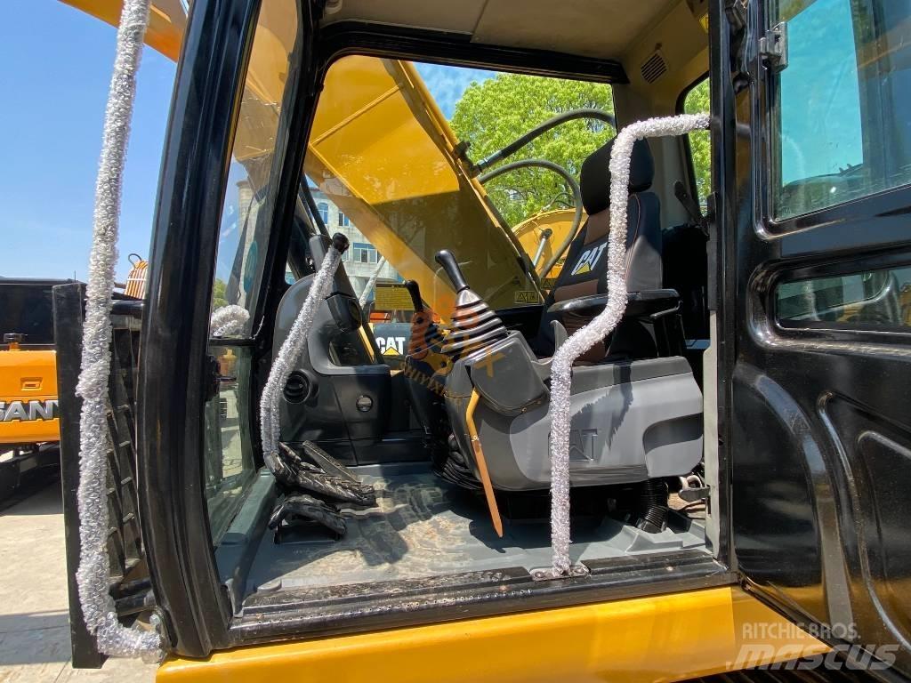 CAT 320 D Pelle sur chenilles