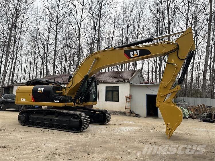 CAT 325D2 Pelle sur chenilles