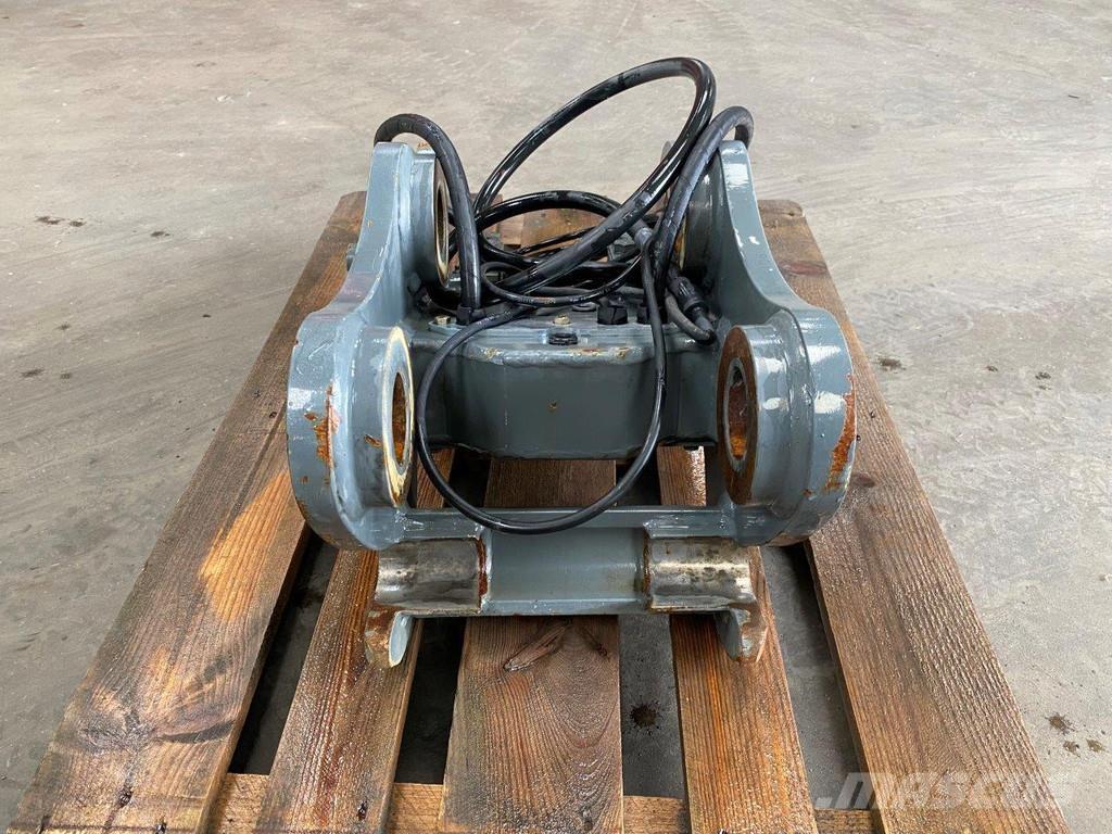 Liebherr SW33 Attache rapide pour godet