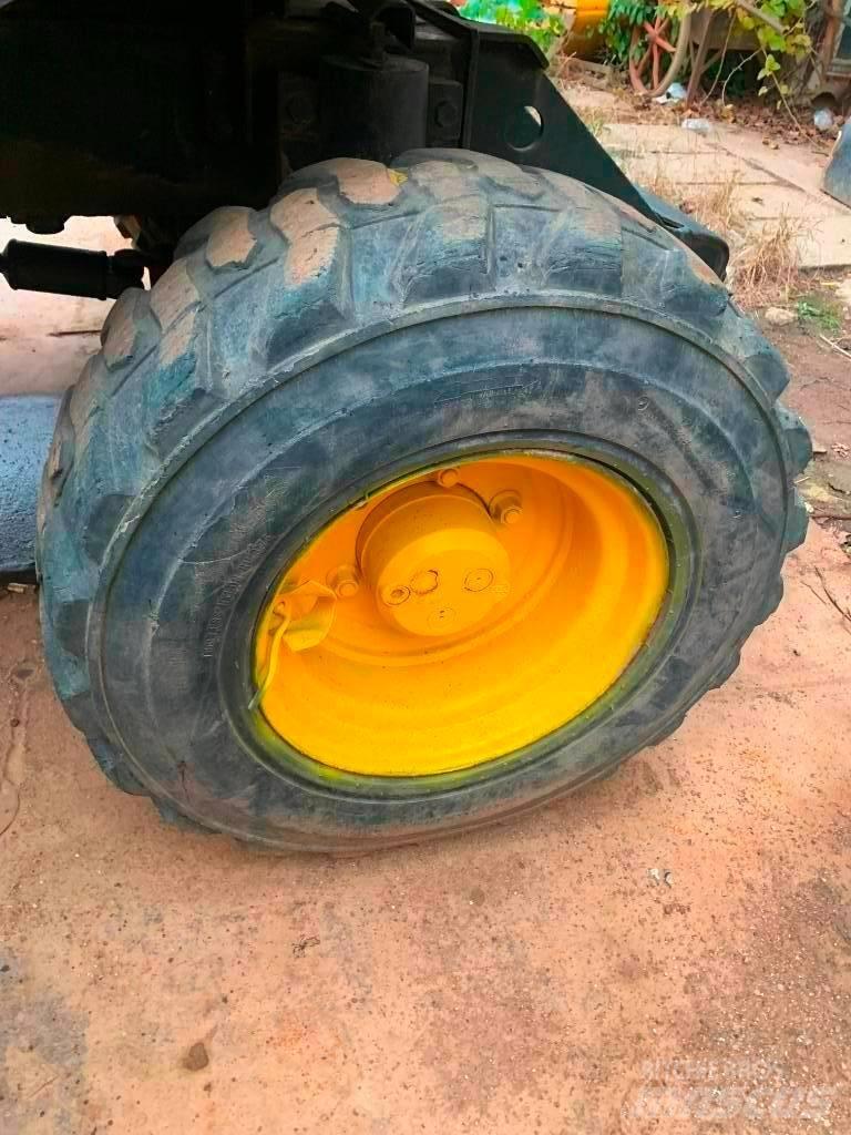 Hyundai Robex 60 W-7 Pelle sur pneus