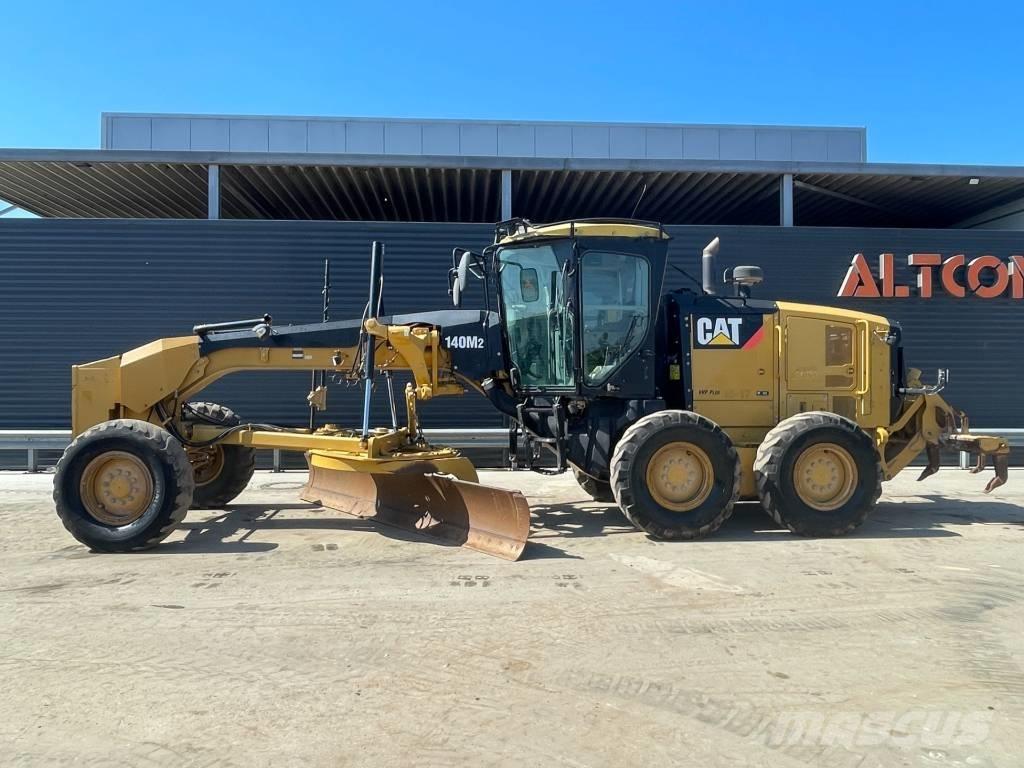 CAT 140 M2 Niveleuse