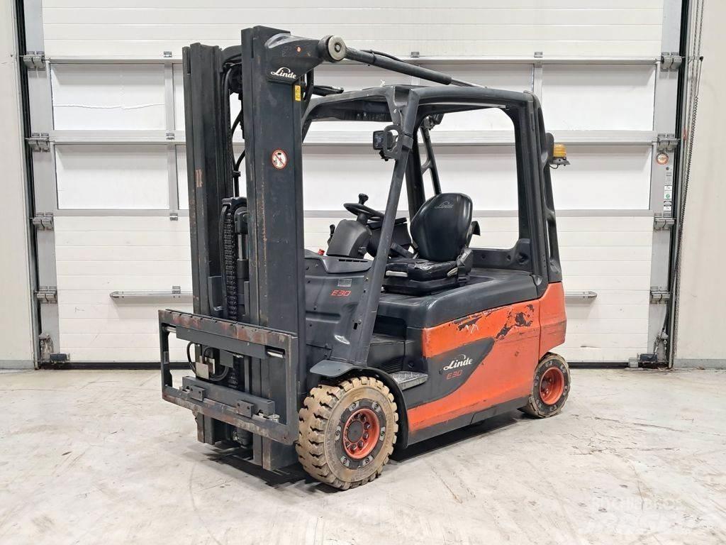 Linde E30L-01 Chariots élévateurs électriques