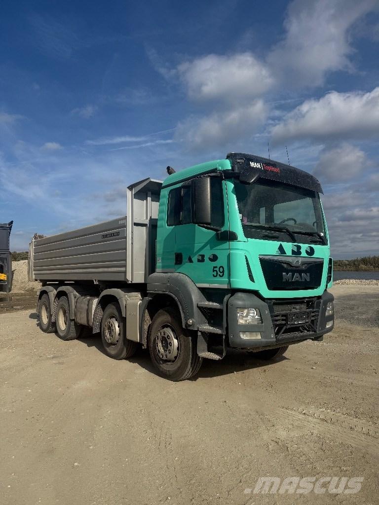 MAN 35.440 Camion benne