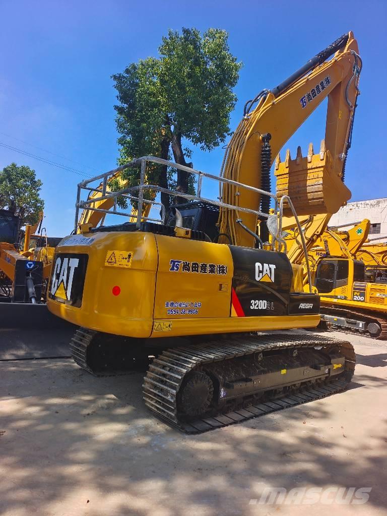 CAT 320DL Pelle sur chenilles