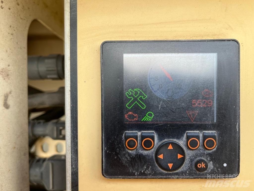 Sandvik QE 141 Cribles mobile