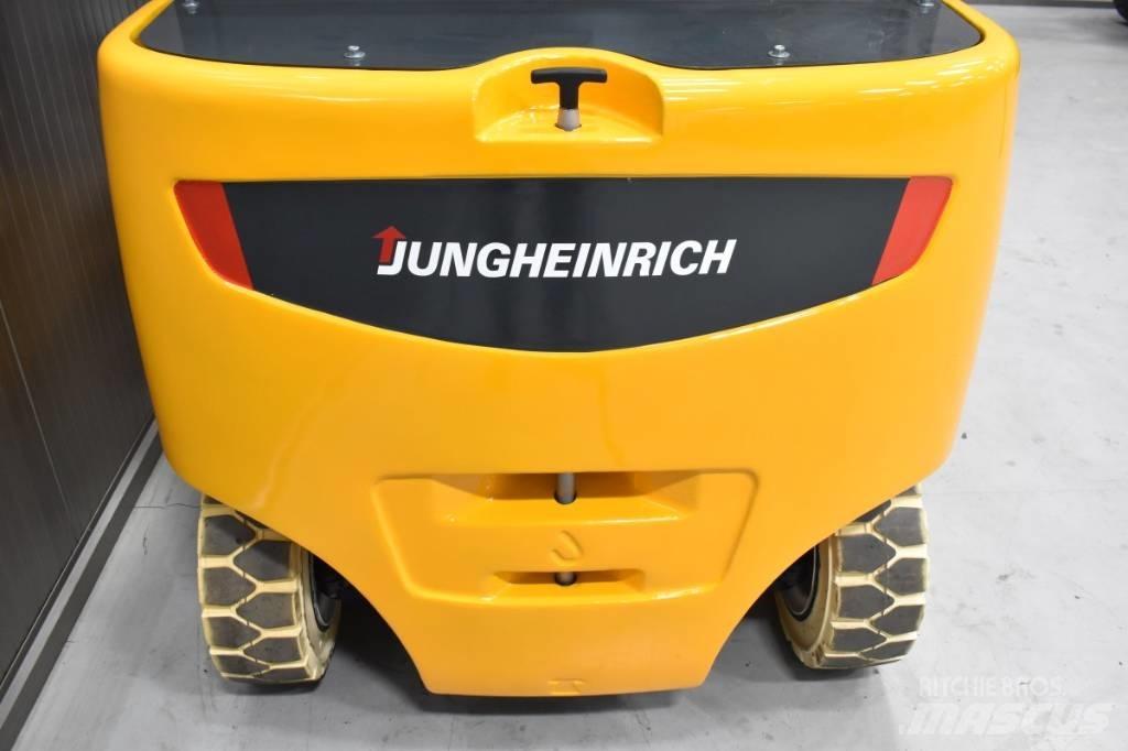 Jungheinrich EFG 430 Chariots élévateurs électriques