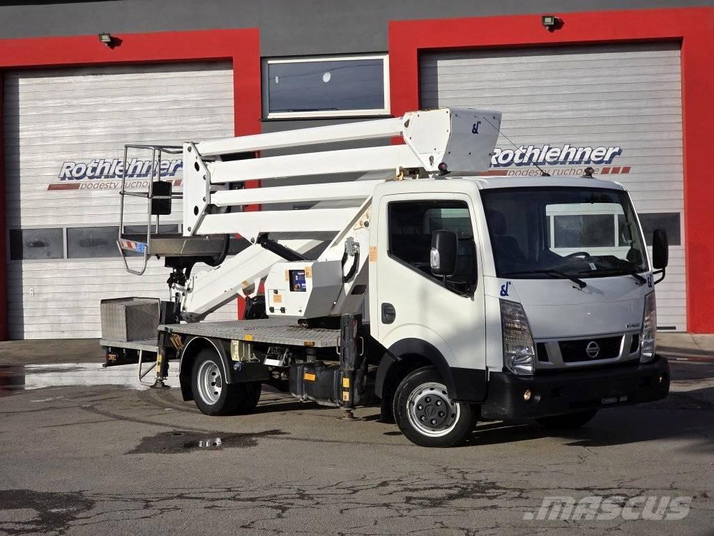 Oil & Steel 2413 Camion nacelle
