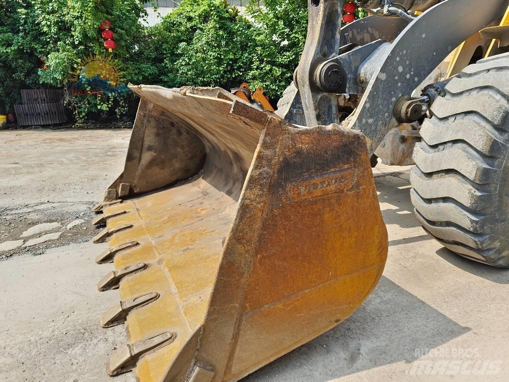 Volvo L 105 Chargeuse sur pneus