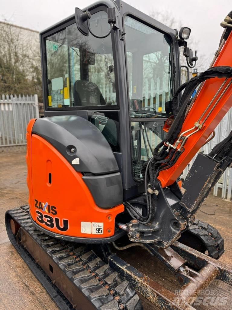 Hitachi ZX 33 U Mini pelle < 7t